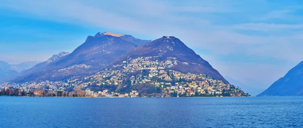 Panorama Zvlněné Plochy Jezera Lugano Před Monte Bre Monte Boglia — Stock fotografie