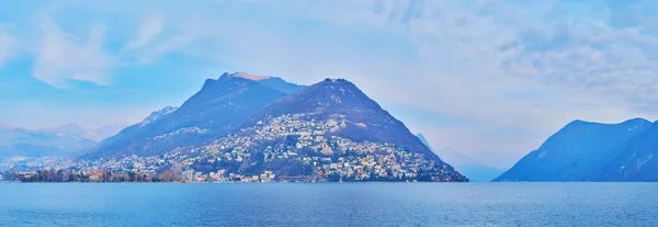 Panorama Sjön Lugano Yta Med Utsikt Över Monte Bre Och — Stockfoto