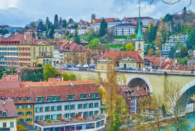 Tarihi Matte Bölgesi ve Nydeggbrucke (Nydegg Köprüsü), Bern, İsviçre