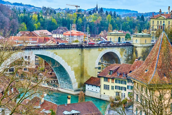 Łuk Nydeggbrucke Most Średniowieczne Kamienice Brzegu Rzeki Aare Bernie Szwajcaria — Zdjęcie stockowe