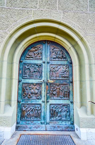 Porta Ferro Forjado Bronze Igreja Nydeggkirche Com Cenas Bíblia Sagrada — Fotografia de Stock