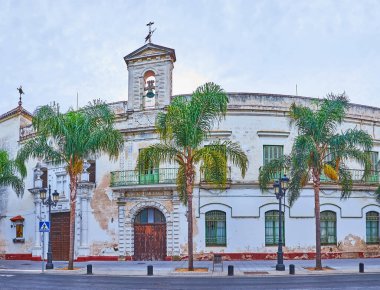 San Juan de Dios Hastanesi 'nin klasik yüzü Avenida Micaela Aramburu de Mora, El Puerto, İspanya