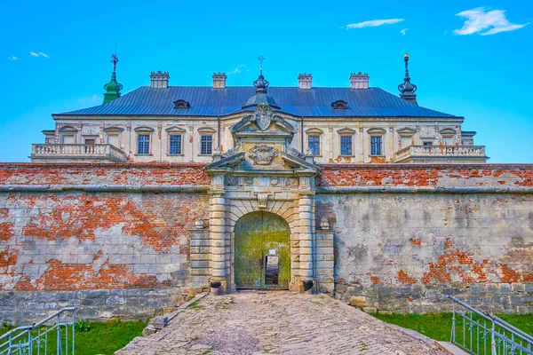 Puerta Principal Las Paredes Del Castillo Pidhirtsi Ucrania —  Fotos de Stock