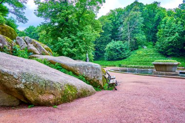 Sofiyivka Parkı, Uman, Ukrayna 'daki Kayalık Meclis Meydanı.