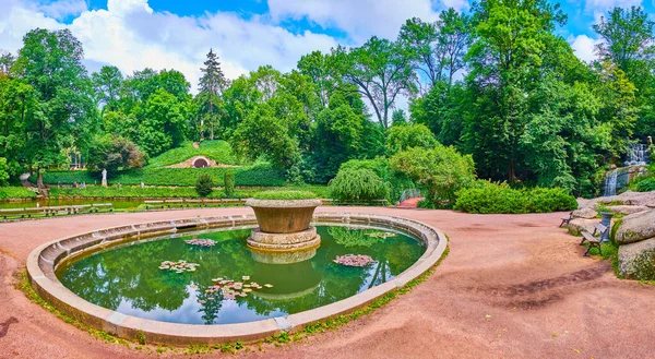 Botanik Bahçesindeki Meclis Meydanı Sofiyivka Parkı Uman Ukrayna — Stok fotoğraf