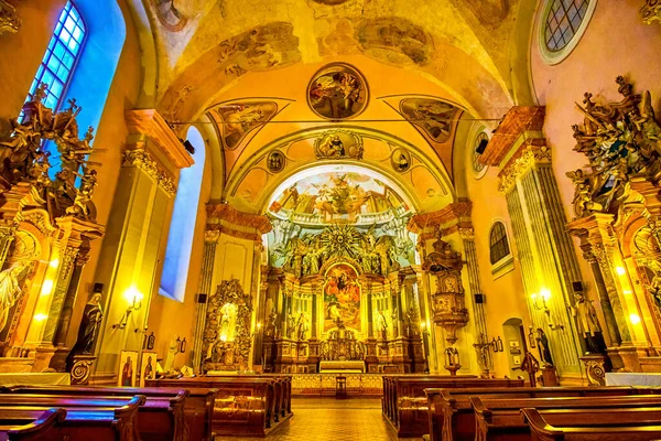 Budapest Hungría Febrero 2022 Interior Iglesia San Miguel Con Altar — Foto de Stock