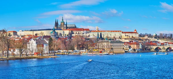 Panorama Vltava River Sunny Day View Vitus Cathedral Prague Castle — Stock Photo, Image