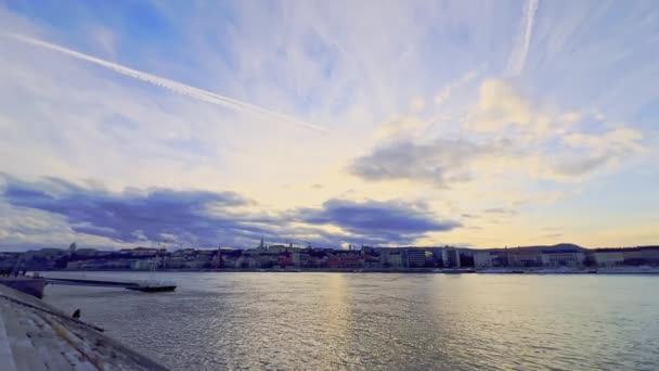 Panorama Jasného Oblačného Západu Slunce Jozsef Antall Nábřeží Dunaje Výhledem — Stock video