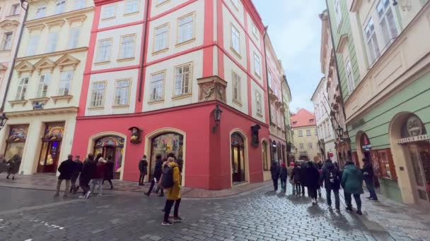 Prague Τσεχικη Δημοκρατια Μαρτιου 2022 Πολύχρωμα Ιστορικά Σπίτια Των Παλαιών — Αρχείο Βίντεο