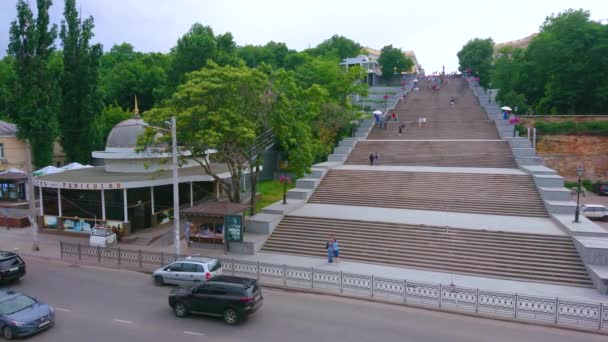 Odesa Ukraine Juni 2021 Beroemde Potemkin Stairs Die Primorsky Boulevard — Stockvideo