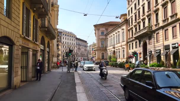 Die Enge Historische Meravigli Der Altstadt Von Mailand Ist Gesäumt — Stockvideo