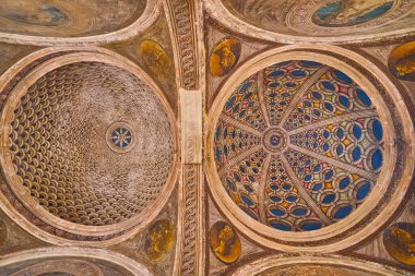 Palazzo Fordi, Cremona, İtalya 'da tavanda Fresco süslemeleri var.