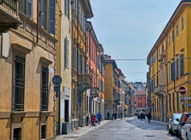 Tarihsel Corso Giuseppe Garibaldi yoğun konutlar, Piacenza, İtalya
