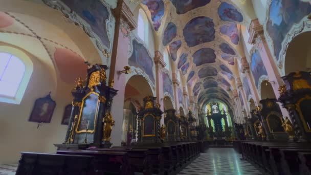 Deslumbrante Decoração Afrescada Estuque Esculpida Esculpida Histórica Igreja Mosteiro Strahov — Vídeo de Stock