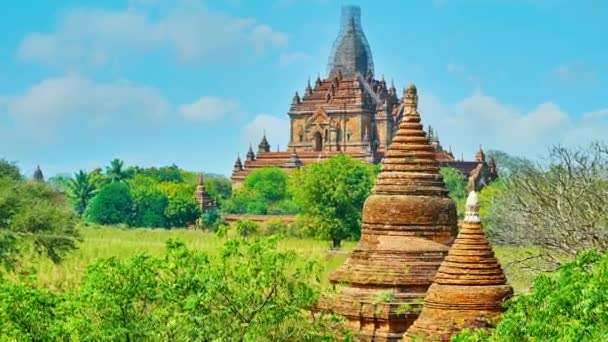 Parallaxe Défilant Les Anciennes Ruines Briques Petits Stupas Contre Massif — Video