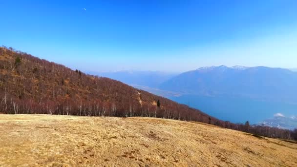 Desfrute Paisagem Panorâmica Alpina Teleférico Cavalgando Até Topo Monte Cimetta — Vídeo de Stock