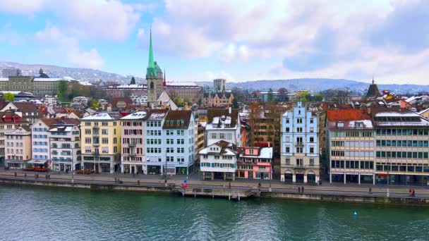 Beroemde Skyline Van Zürich Vanaf Lindenhof Heuvel Met Uitzicht Limmat — Stockvideo