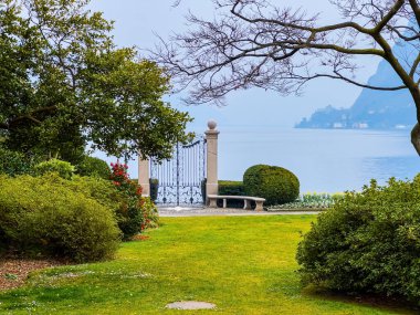 Parco Ciani ve Cancello sul lago di Lugano (Lugano Gölü Kapısı), Lugano, İsviçre