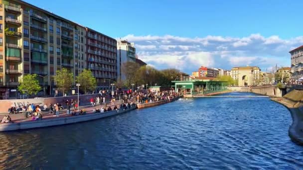 Milan Italy April 2022 Crowded Embankment Darsena Milano Dock Popular — 图库视频影像
