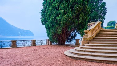 Lugano Gölü kıyısında Villa Heleneum Park, Lugano, İsviçre