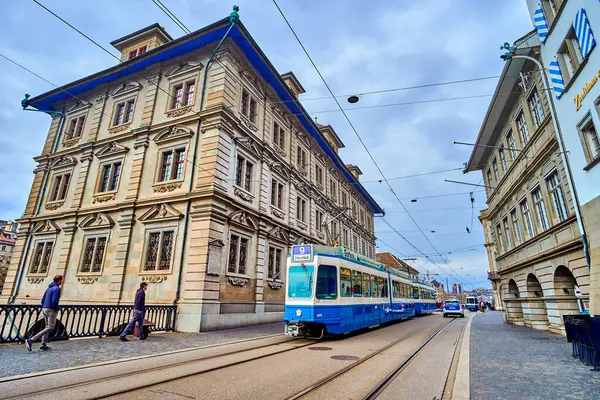 stock image ZURICH, SWITZERLAND - APRIL 3, 2022: Medieval Rathaus (Town Hall) on Limmatquai emabankment, on April 3 in Zurich, Switzerland