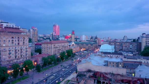 Kyiv Ukraine Juni 2021 Utsikten Över Kvällen Khreshchatyk Avenue Med — Stockvideo