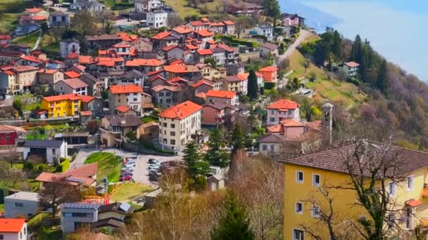 Panorama Vertical Avec Des Maisons Historiques Colorées Village Bre Montagne — Video