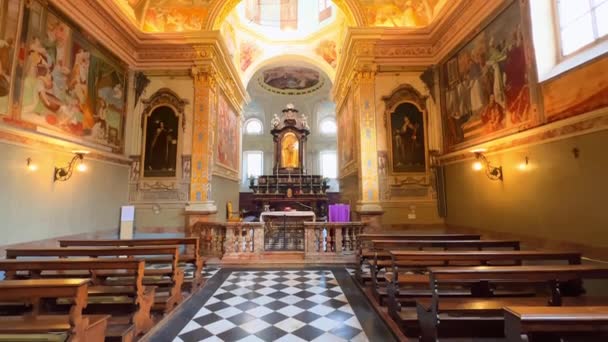 Ortaçağ San Rocco Kilisesi Nin Zengin Dekore Edilmiş Sunağı Kasası — Stok video