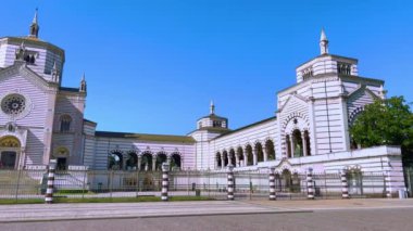 Famedio Panoraması, Cimetero Monumentale di Milano 'nun ana girişi, İtalya