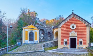 Tarihi Annunziata (A Nunzia, Santa Maria Annunciata) Kilisesi, San Giuseppe Şapeli ve Madonna del Sasso Mabedi ile kayanın tepesinde yer alan Panorama, Muralto, Locarno, Ticino, İsviçre