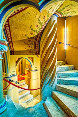 BUDAPEST, HUNGARY - 28 Şubat 2022: Matthias Kilisesi Gotik merdiven, 21 Şubat 'ta Budapeşte, Macaristan