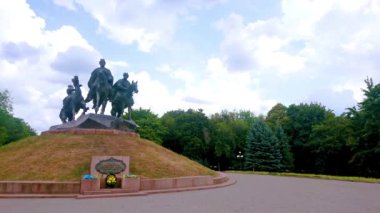 Özgürlük Savaşı Anıtı 'nın Panorama' sı Bohdan Khmelnytsky, Zaporizhian Kazakları 'nın Büyük Hetman' ı ve zafer parkındaki (Park Slavy) yoldaşları, Zhovti Vody, Ukrayna