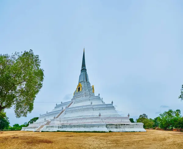 stock image Scenic white Chedi Wat Phukhao Thong temple in Ayutthaya city, Thailand