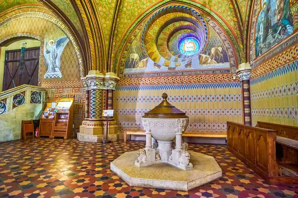 stock image BUDAPEST, HUNGARY - FEBRUARY 28, 2022: The Baptismal Font in outstanding hall of Matthias Church, on February 21 in Budapest, Hungary