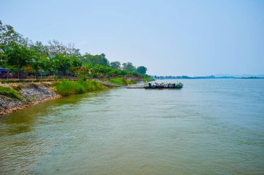 Altın Üçgen bölgesi, Ruak ve Mekong nehirleri Tayland, Myanmar ve Laos, Ban Sop Ruak, Tayland