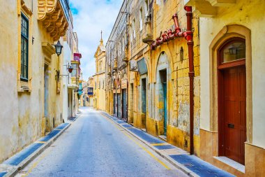 Rabat, Malta - 16 Haziran 2018: Eski şehir tarihi yapıların boyunca yürüyüş için güzel yer ve Ortaçağ kilise, 16 Haziran'da Rabat evler arasında gözükeceksin keşfetmek.