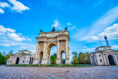 Arco della Pace veya Barış Kemeri, İtalya 'nın Parco Sempione kentinin girişinde duran Milanlıların en ikonik simgelerinden biridir.