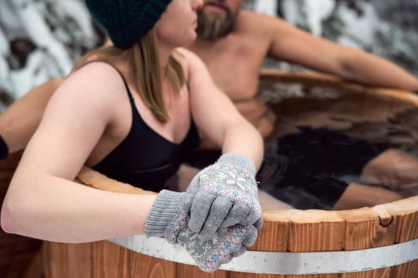 Close Woman Hands Gloves Winter Bath Man Forest — Stockfoto