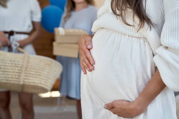 Part Woman Pregnant Her Friend Baby Shower — Stockfoto