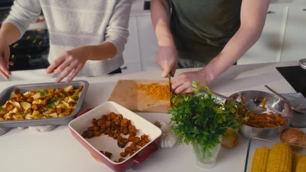Unrecognizable Caucasian Couple Preparing Food Christmas Shot Red Helium Camera — Stock Video