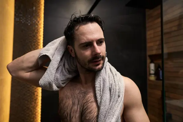 Caucasian Man Drying Hair Towel — Stock Photo, Image