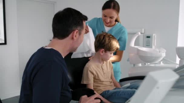Boy Visit Dentist Office — Stock Video