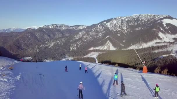 Winter Slovakia Sunny Day Tatras Jasna Ski Resort Lots Skiers — Stock Video