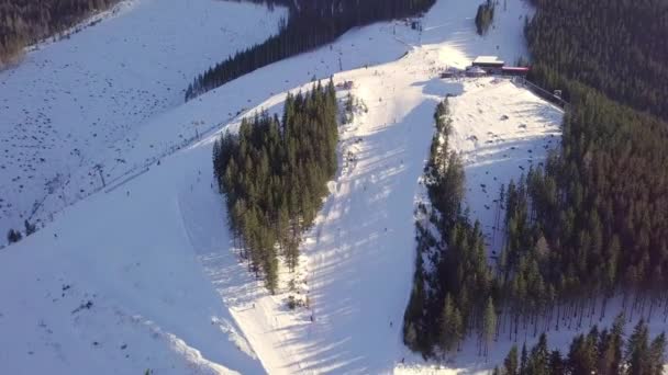 Eslovaquia Soleadas Pistas Montaña Invierno Estación Esquí Jasna Ascensores Muchos — Vídeos de Stock