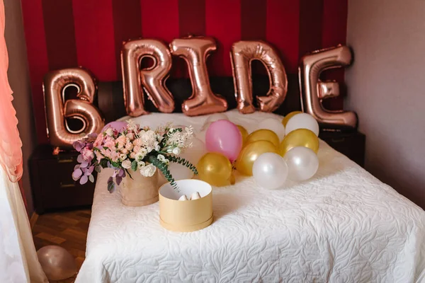 Balões Cor Rosa Branco Dourado Cama Quarto Decoração Para Noiva — Fotografia de Stock