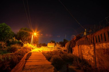 İsrail eyaletinin başkentinin gece manzarası.