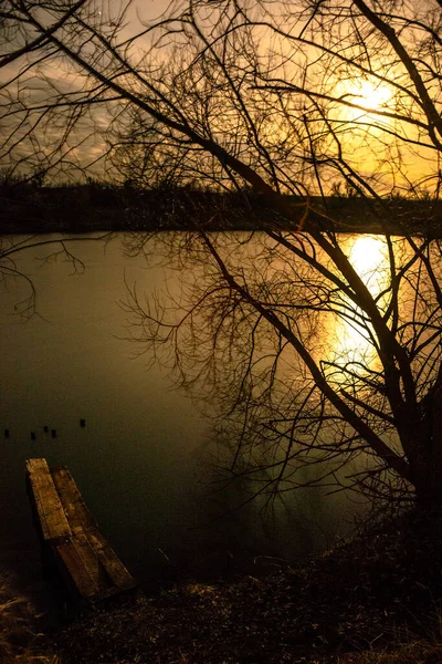 Una Hermosa Puesta Sol Lago — Foto de Stock
