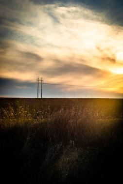 Sahada gün batımı