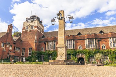 Cambridge - 21 Mayıs 2022: Eski şehir ve Cambridge Üniversitesi, İngiltere.