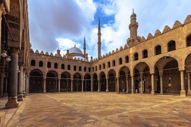 Kahire, Mısır - 21 Kasım 2021: Kahire Kalesi, Mısır